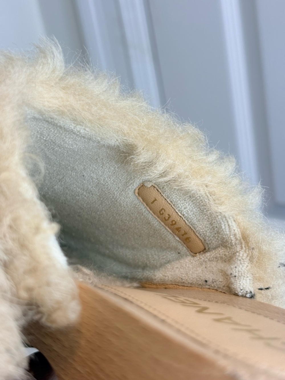 CHANEL 2022 Beige Shearling Lambskin Clogs - Picture 5 of 9